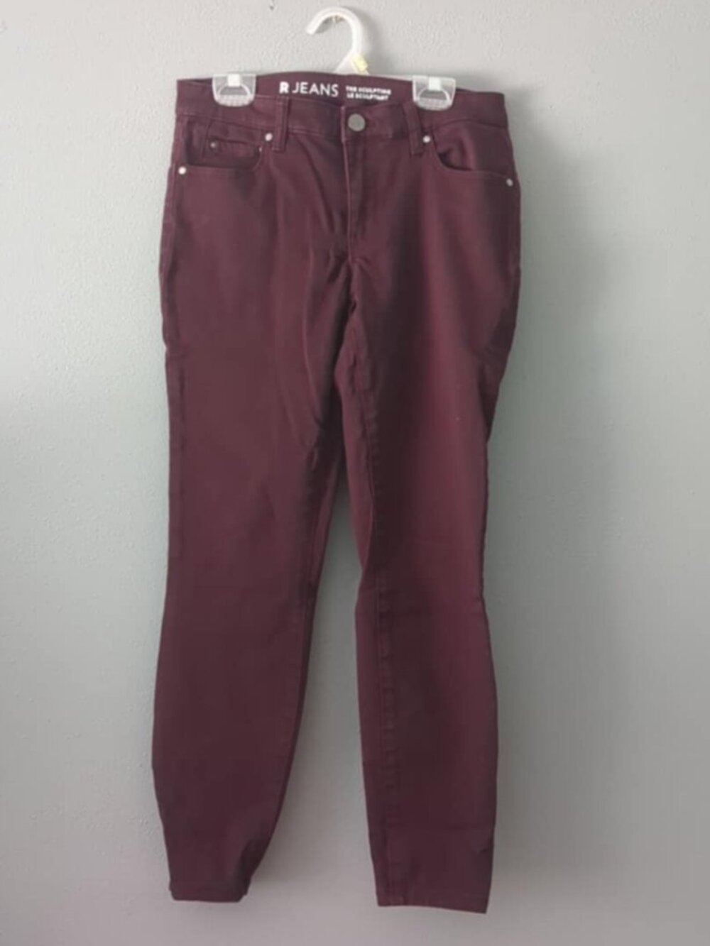 Jeans - Picture 2 of 4